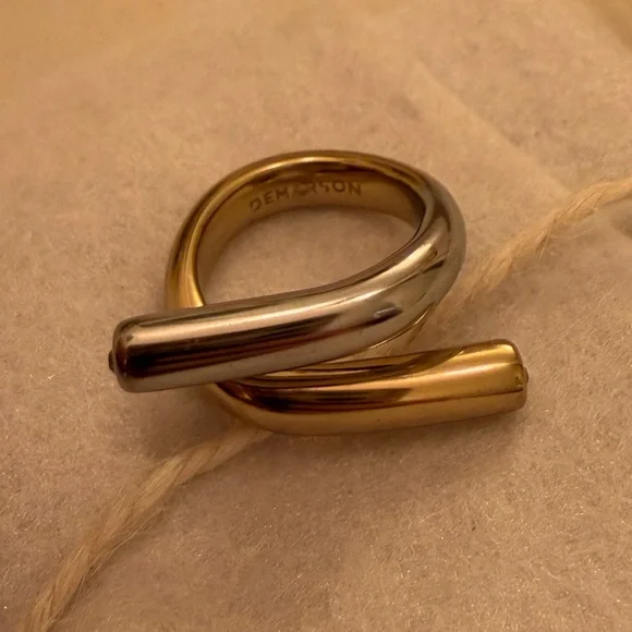 DEMARSON
Ana Two-tone Ring in 12kt Gold-plated Brass - Picture 4 of 10